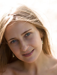 Naturally Beautiful Amateur Nudes